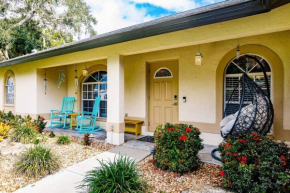 Sunny Oasis Getaway -Heated Pool-Mini Golf-Near Beach